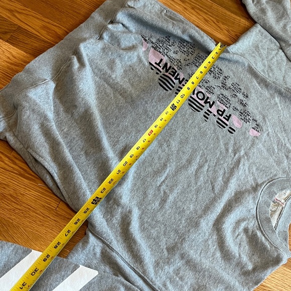 Free People Movement All Star Logo Pullover Sweatshirt Size M NEW - Picture 10 of 15